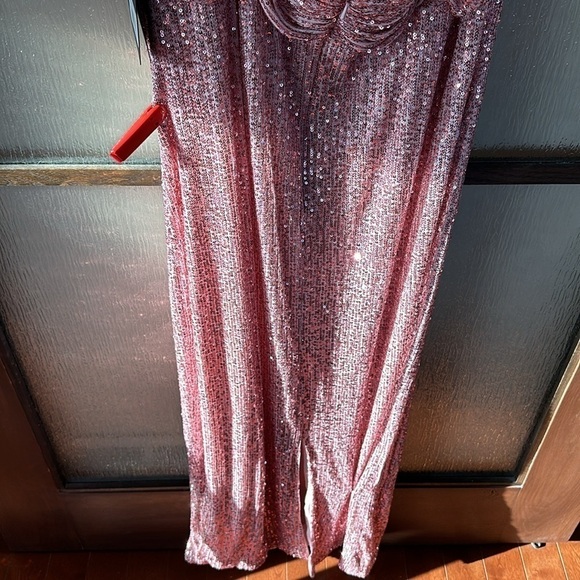 Elegant Pink Sequin Evening Gown - Picture 9 of 12